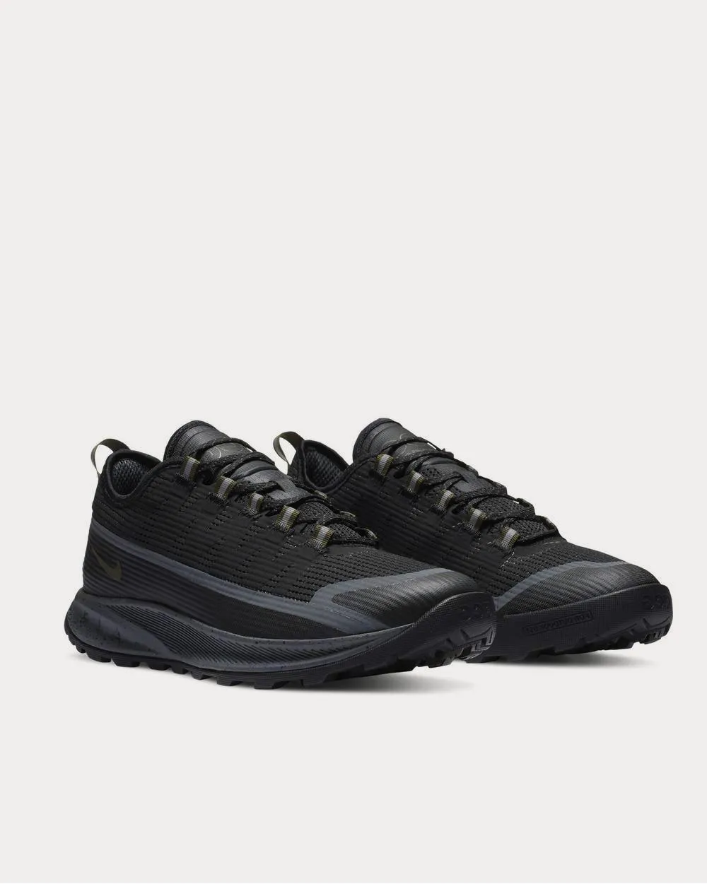 ACG Air Nasu Rubber-Trimmed Mesh Hiking  Black low top sneakers