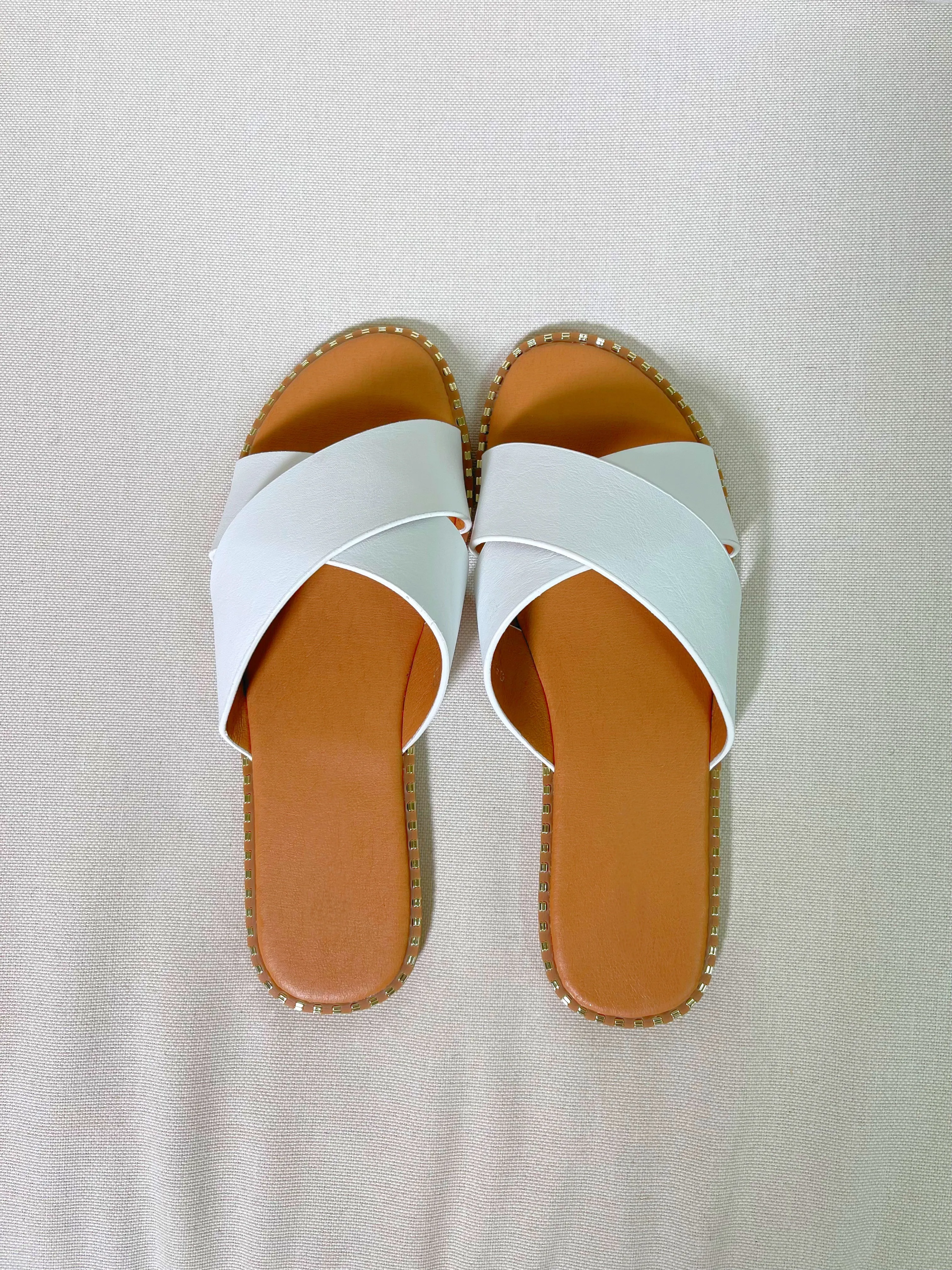 Mona Sandals-White