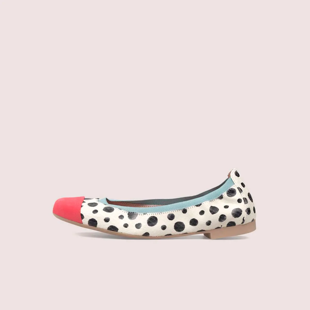 Pretty Ballerinas Shirley Black, White & Coral